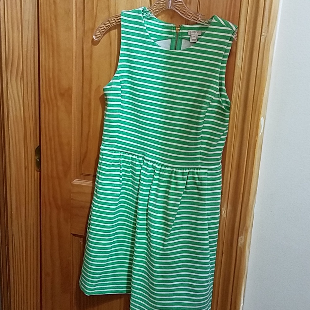 Dress with pockets